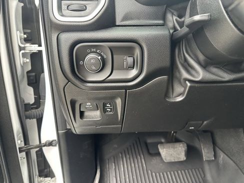 Used 2020 RAM 1500 Big Horn image 4