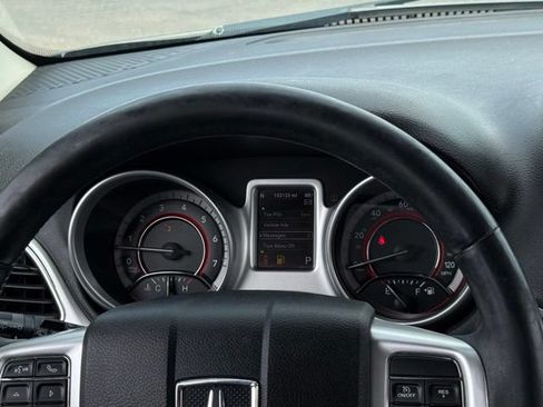 Used 2013 Dodge Journey Crew w/ Driver Convenience Group FWD image 6