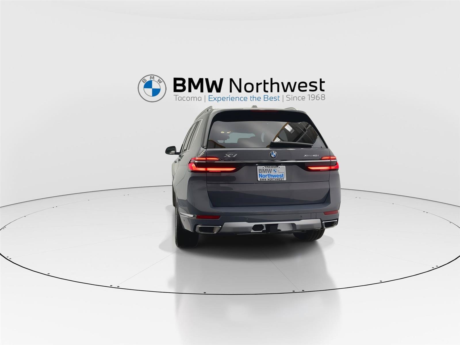 New 2026 BMW X7 xDrive40i w/ Premium Package AWD/4WD image 13