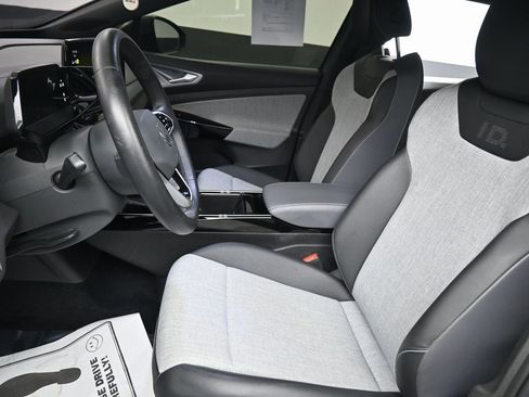 Used 2023 Volkswagen ID.4 Pro image 24