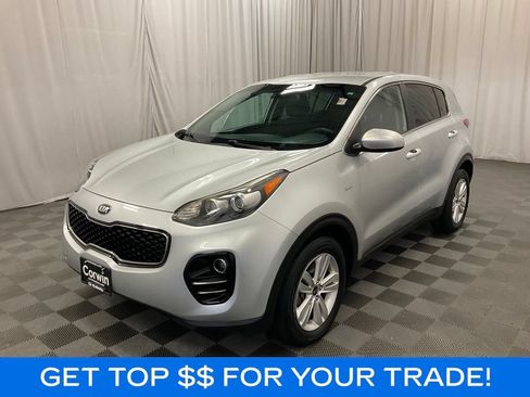 Used 2017 Kia Sportage LX AWD/4WD image 3