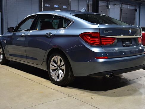 Used 2011 BMW 535i xDrive image 8
