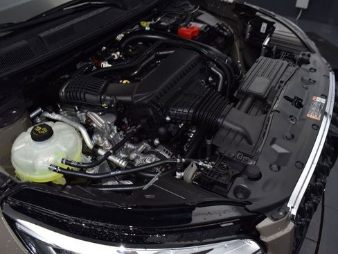 New 2025 Lincoln Corsair Reserve image 32