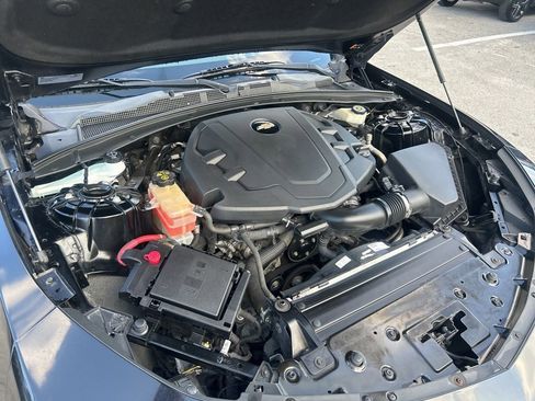 Used 2018 Chevrolet Camaro LT image 17