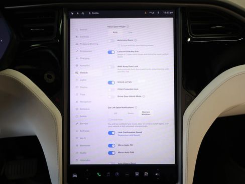 Used 2020 Tesla Model X Long Range AWD/4WD image 49