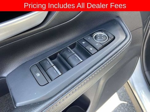 Used 2024 Toyota Grand Highlander AWD image 21