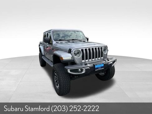 Used 2020 Jeep Gladiator Overland AWD/4WD image 1