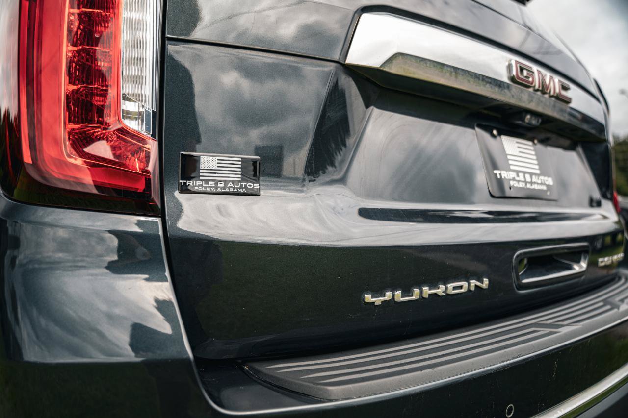 Used 2021 GMC Yukon Denali w/ Denali Premium Package AWD/4WD image 12