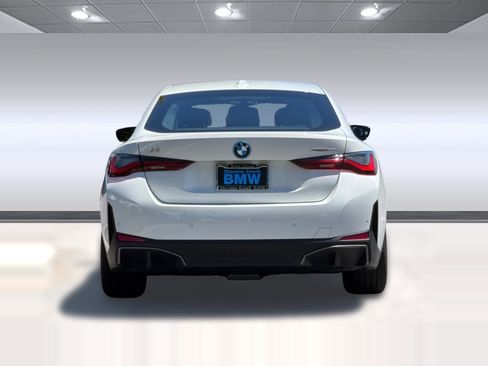 Used 2023 BMW i4 eDrive35 RWD image 10