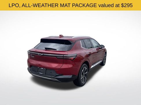 Used 2024 Chevrolet Equinox EV LT w/ LPO, Blackout Package FWD image 5