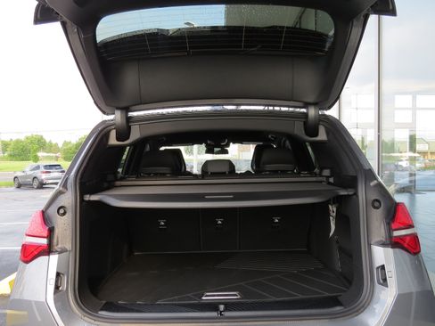 New 2025 BMW X3 xDrive30i w/ Convenience Package image 9