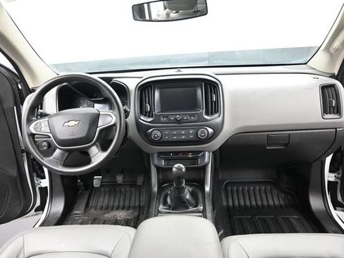 Used 2018 Chevrolet Colorado W/T w/ WT Convenience Package RWD image 23