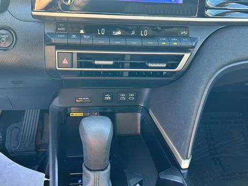 Used 2025 Toyota Camry LE image 21