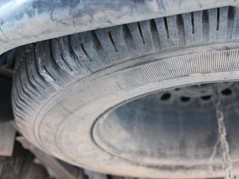 Used 2010 Nissan Titan SE image 13