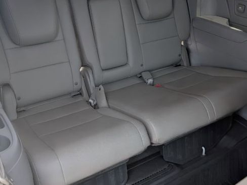 Used 2017 Honda Odyssey Touring Elite image 10