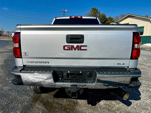 Used 2017 GMC Sierra 2500 SLE w/ SLE Preferred Package image 9
