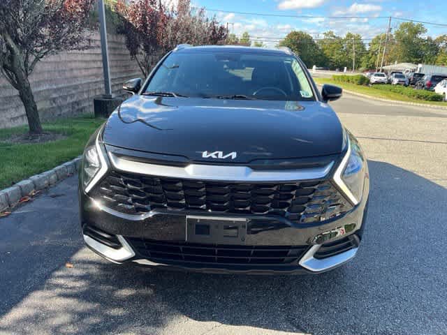 Used 2023 Kia Sportage EX AWD/4WD image 2