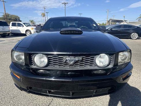 Used 2008 Ford Mustang GT RWD image 2