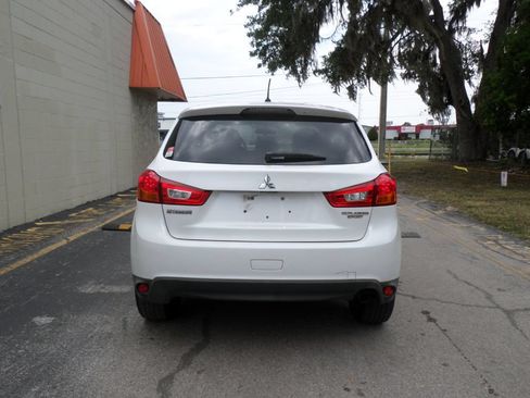 Used 2014 Mitsubishi Outlander Sport ES FWD image 5