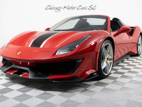 Used 2020 Ferrari 488 Pista Spider RWD image 8