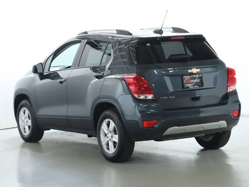 Used 2022 Chevrolet Trax LT w/ LT Convenience Package image 38