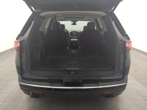 Used 2018 Chevrolet Traverse Premier w/ Driver Confidence II Package FWD image 29