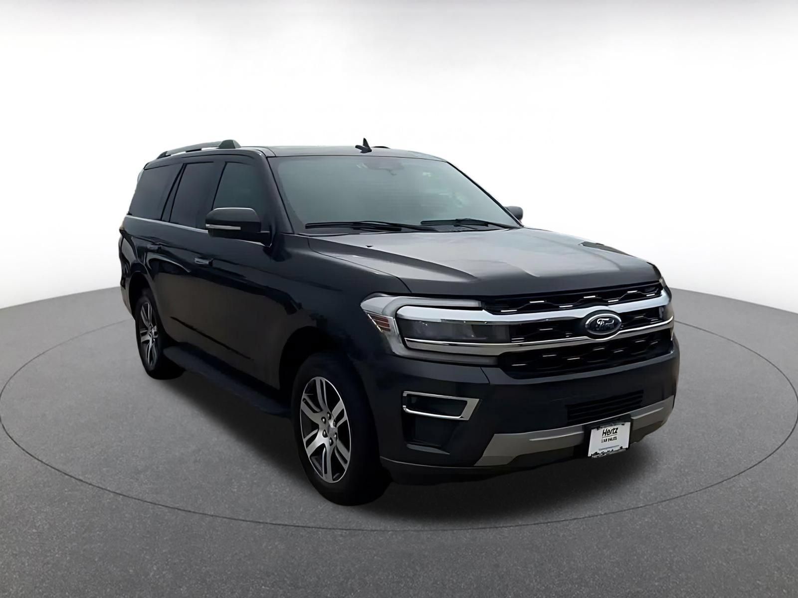 Used 2024 Ford Expedition Limited AWD/4WD image 3