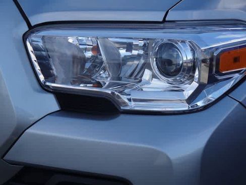 Used 2023 Toyota Tacoma SR w/ SR Convenience Package image 26