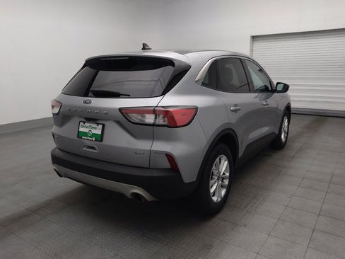 Used 2021 Ford Escape SE FWD image 9