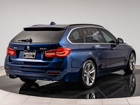 Used 2016 BMW 328i xDrive Wagon AWD/4WD image 10
