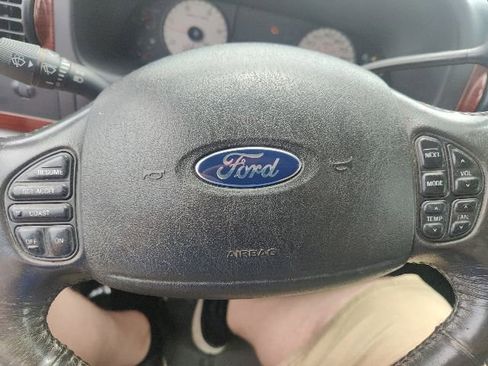 Used 2006 Ford F350 XLT AWD/4WD image 18