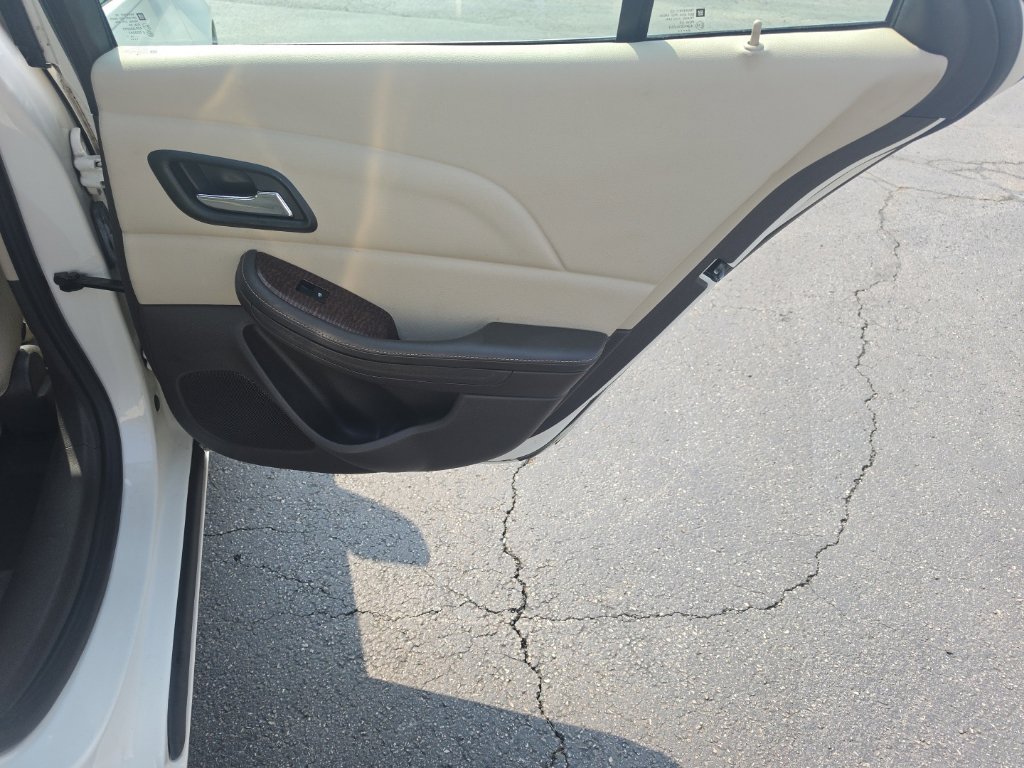 Used 2013 Chevrolet Malibu LT FWD image 29