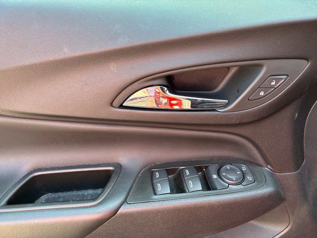 Used 2023 Chevrolet Equinox LT FWD image 16