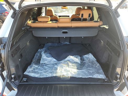 Certified 2024 BMW X5 xDrive40i w/ Premium Package AWD/4WD image 28