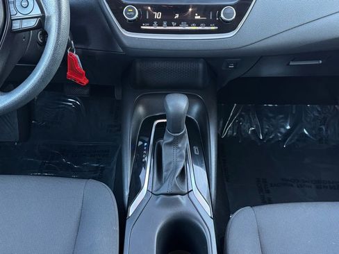 Used 2023 Toyota Corolla LE image 21