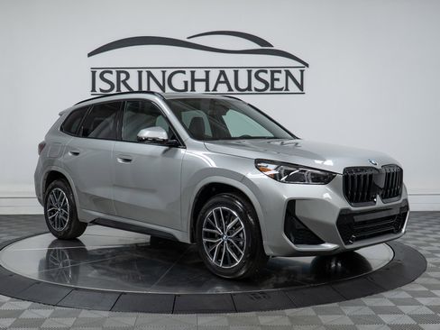 New 2025 BMW X1 xDrive28i w/ M Sport Package image 3
