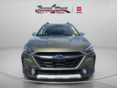 Used 2024 Subaru Outback Touring AWD/4WD image 2