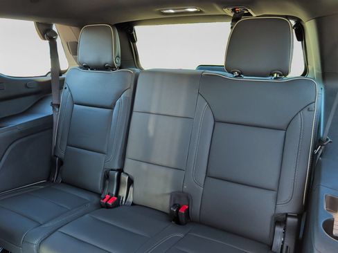 New 2026 GMC Yukon Elevation w/ Elevation Premium Package AWD/4WD image 38
