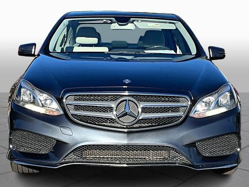 Used 2014 Mercedes-Benz E 350 Sedan image 3