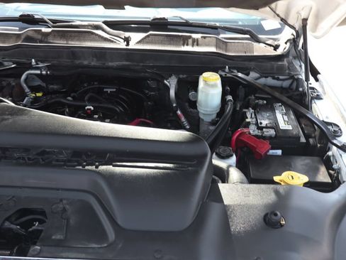 Used 2020 RAM 5500 Tradesman RWD image 14