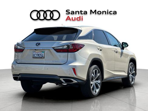 Used 2018 Lexus RX 350 FWD w/ Premium Package image 2