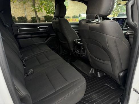 Used 2019 RAM 1500 Big Horn AWD/4WD image 18