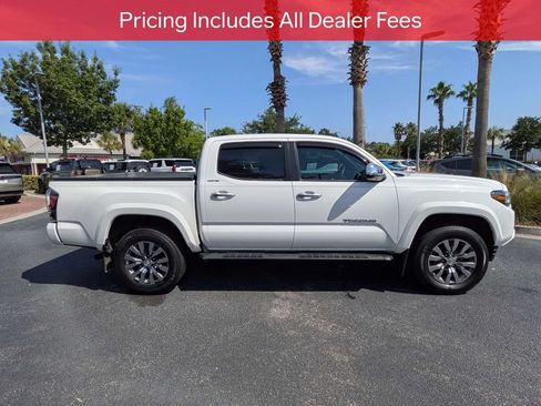 Used 2022 Toyota Tacoma Limited RWD image 4
