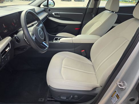Used 2025 Hyundai Sonata SEL FWD image 15