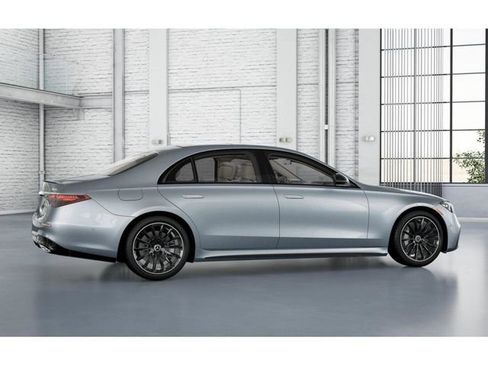 New 2026 Mercedes-Benz S 500 4MATIC image 18