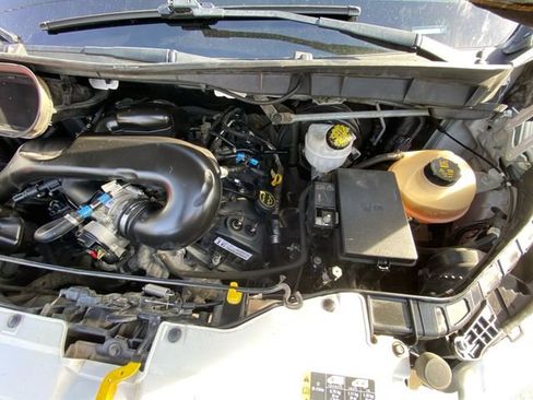 Used 2019 Ford Transit 150 XLT image 28