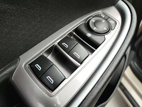 Used 2024 Chevrolet Malibu RS FWD image 21