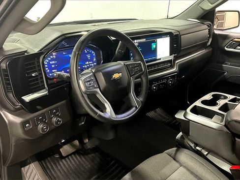 Used 2025 Chevrolet Silverado 1500 LT image 18