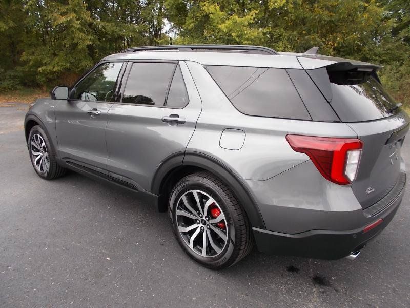 Used 2022 Ford Explorer ST-Line RWD image 5