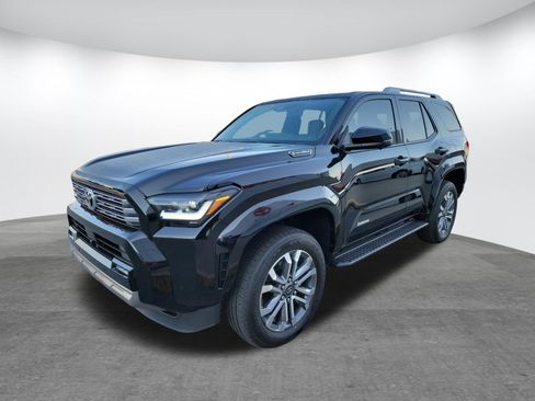 New 2026 Toyota 4Runner Limited w/ Tow Technology Package AWD/4WD image 3
